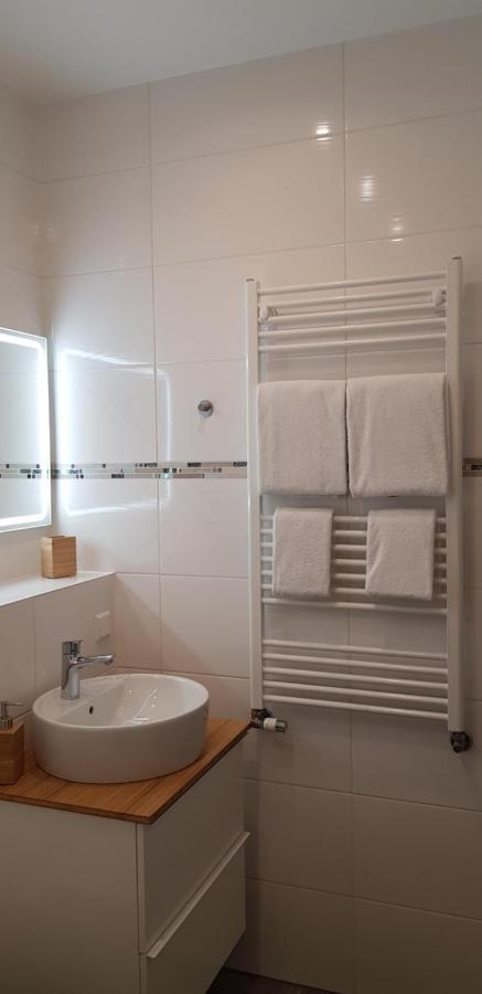 Hotel Hb 32 Metzingen Metzingen  Esterno foto